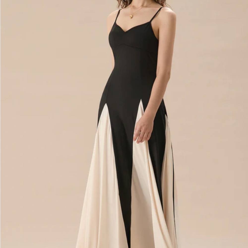 RIHOAS Black and Cream Maxi Gown Pleated Slip Dress